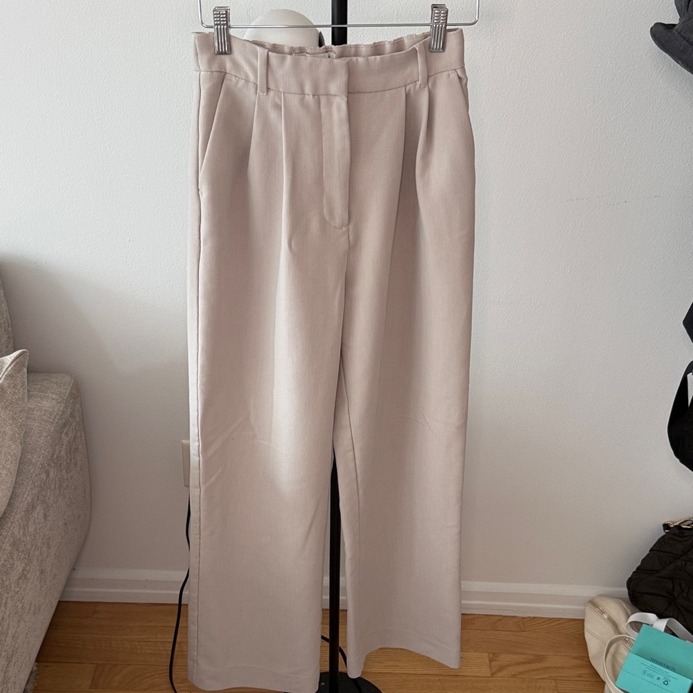 Abercrombie & Fitch Wide-Leg High-Rise Pants in Light Beige